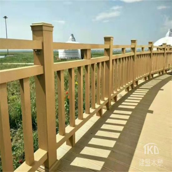 北京景區(qū)塑木棧道護(hù)欄整體施工
